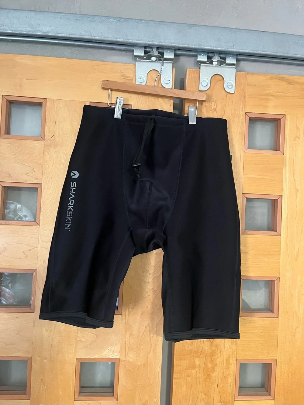 Sharkskin Chillproof Shortpants, M, NWT